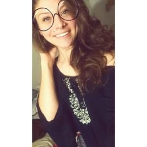 Meet your Posher, Celina